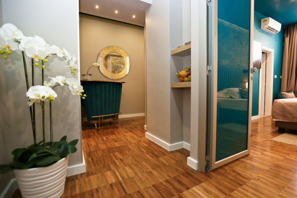 Фото Riva Luxury Rooms