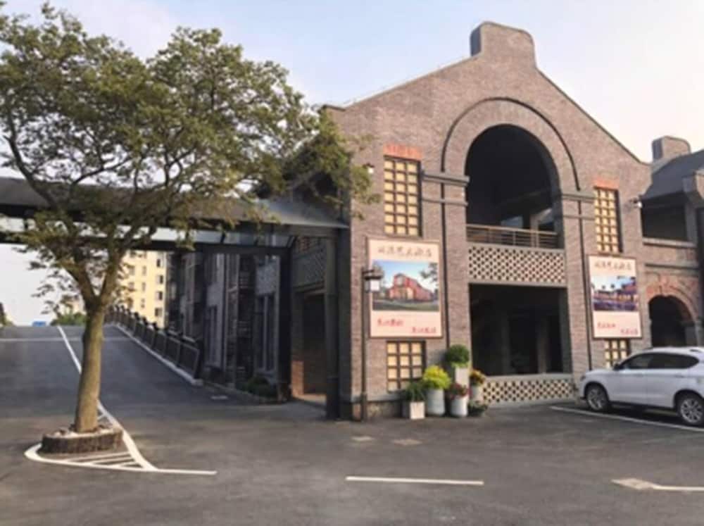 Фото Shanghai Linyin Holiday Hotel