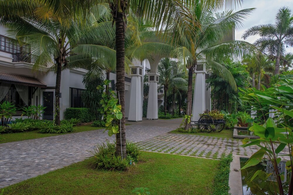 Фото Lotus Blanc Resort