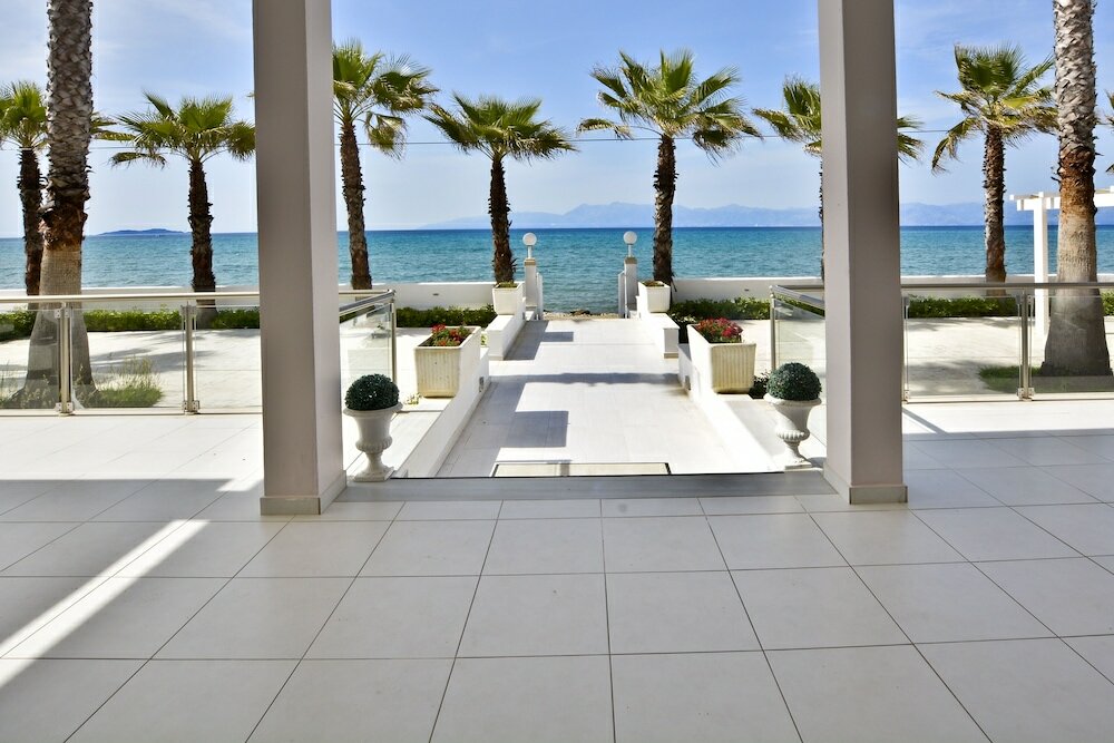 Фото Sidari Beach Hotel