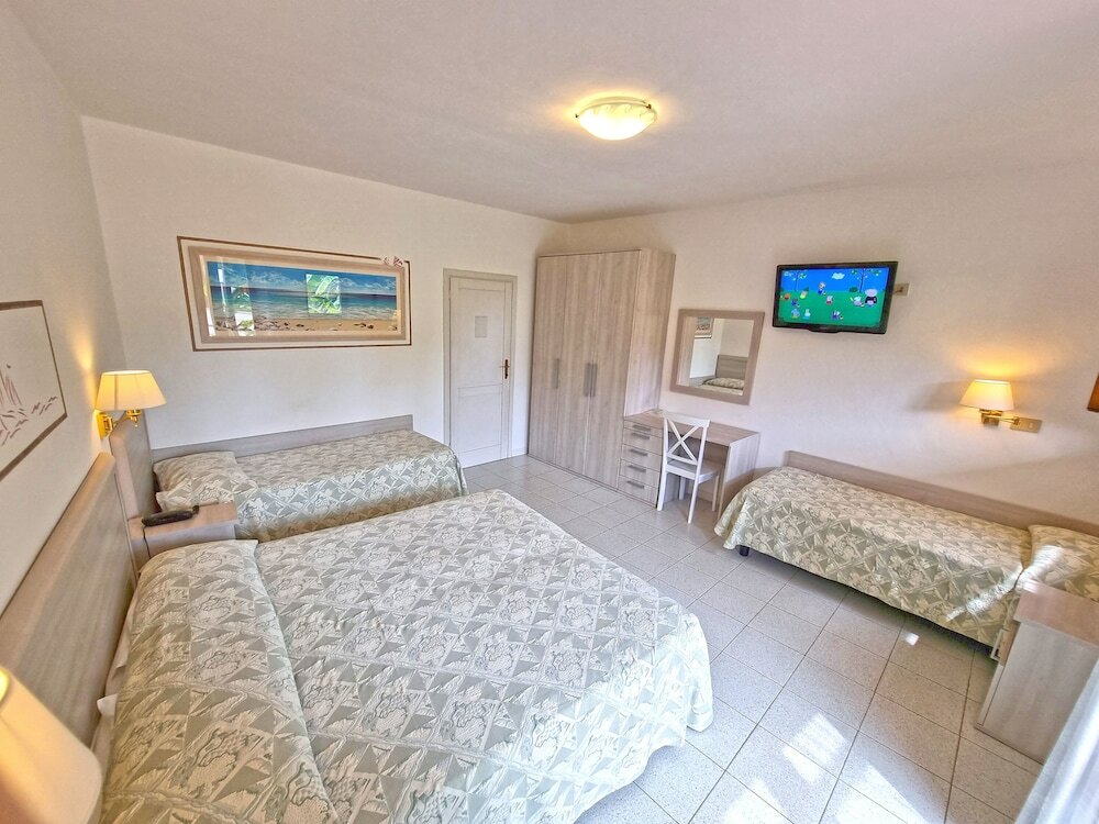 Фото Hotel Montemerlo