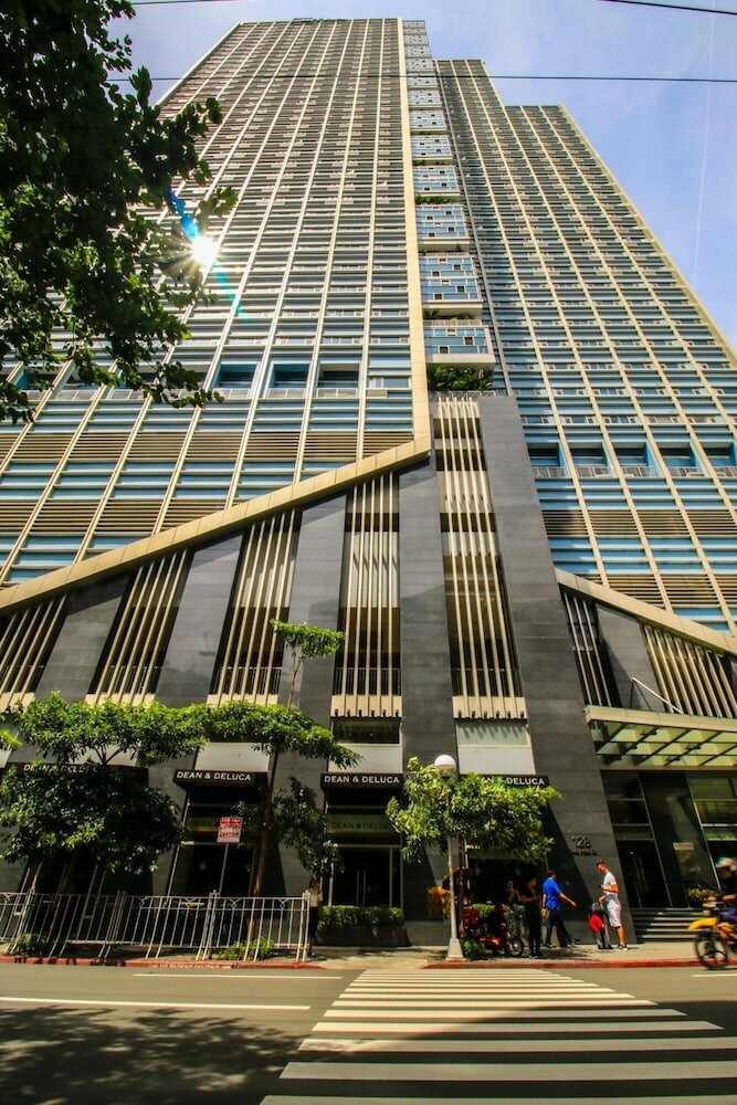 Фото The Mini Suites Eton Tower Makati
