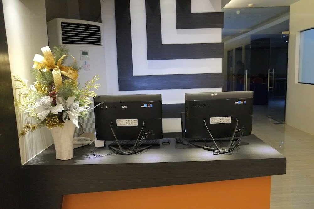 Фото Southpole Central Hotel