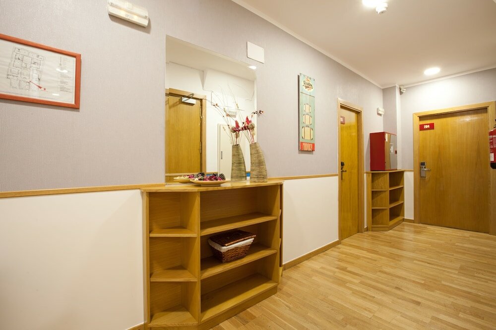 Фото Hostal Montaloya