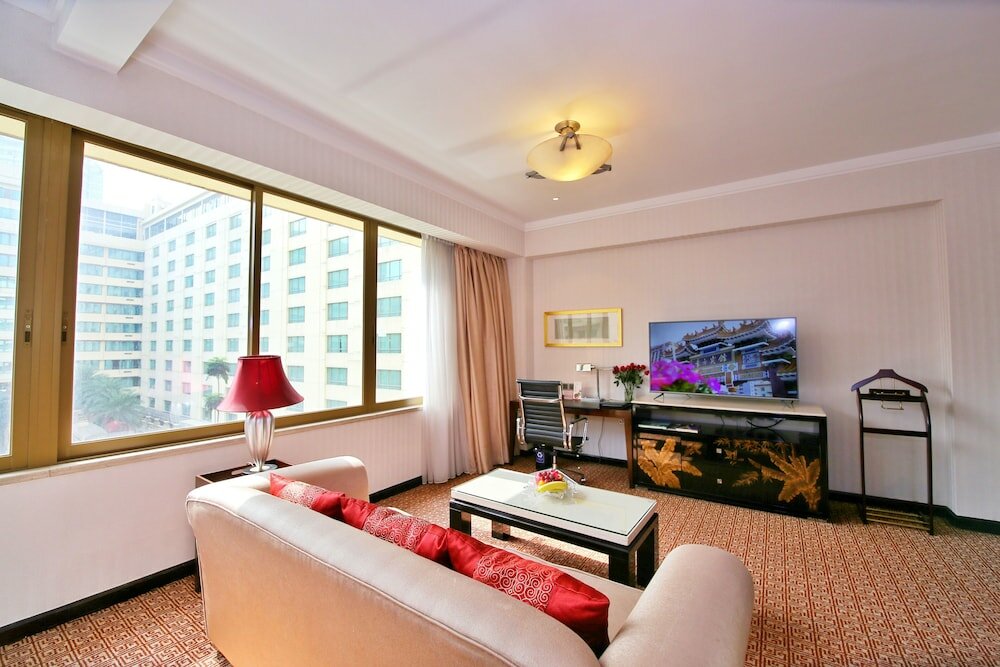 Фото Dong Fang Hotel 