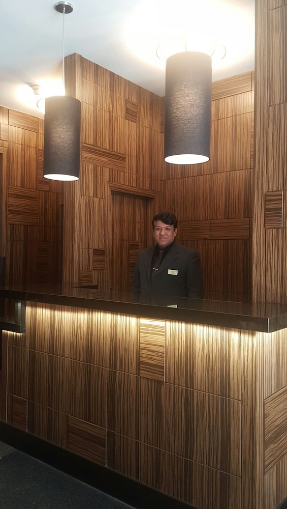 Фото Americana Inn