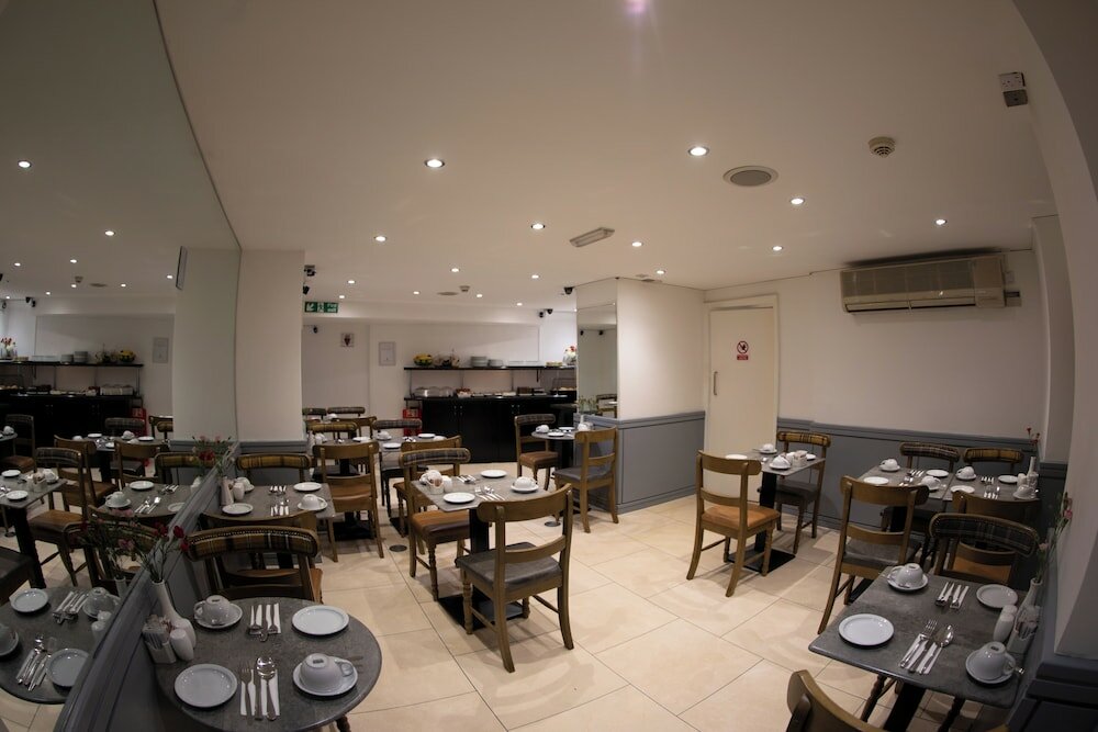 Фото Duke of Leinster Hotel