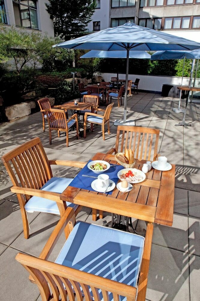 Фото отеля 4