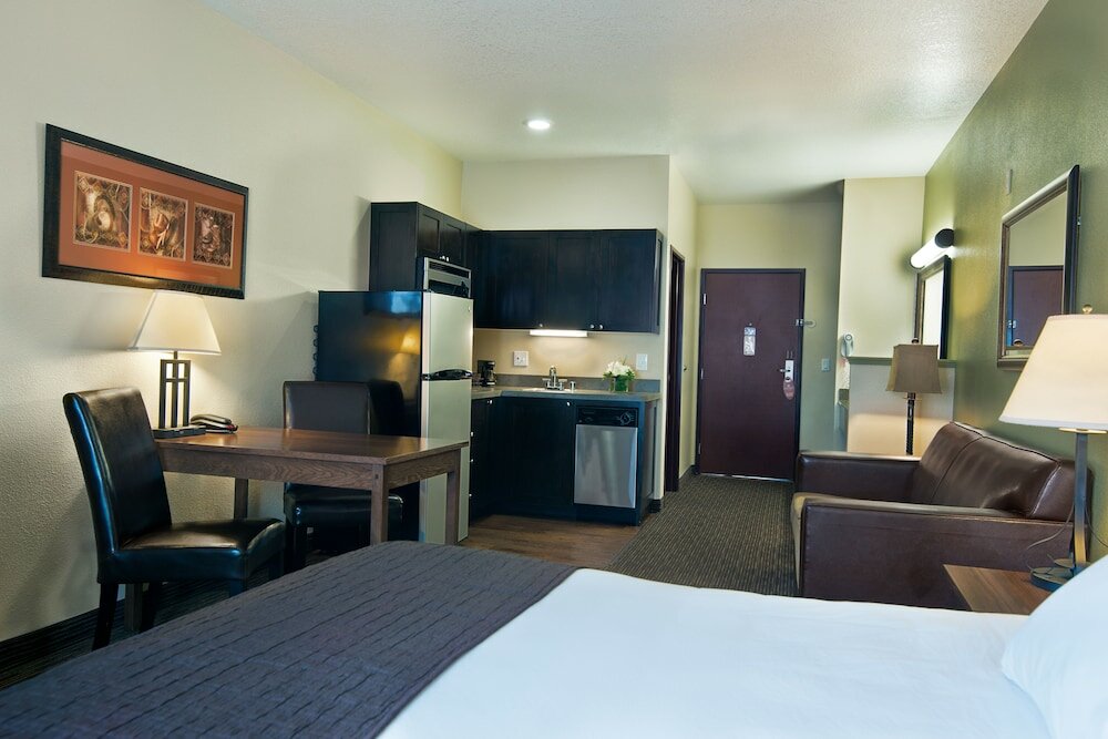 Фото Oxford Suites Hermiston