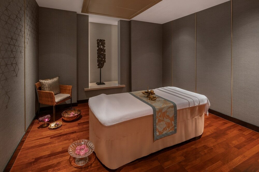 Фото The Athenee Hotel, a Luxury Collection Hotel, Bangkok