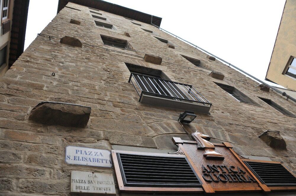 Фото Donati Luxury Tower Suites