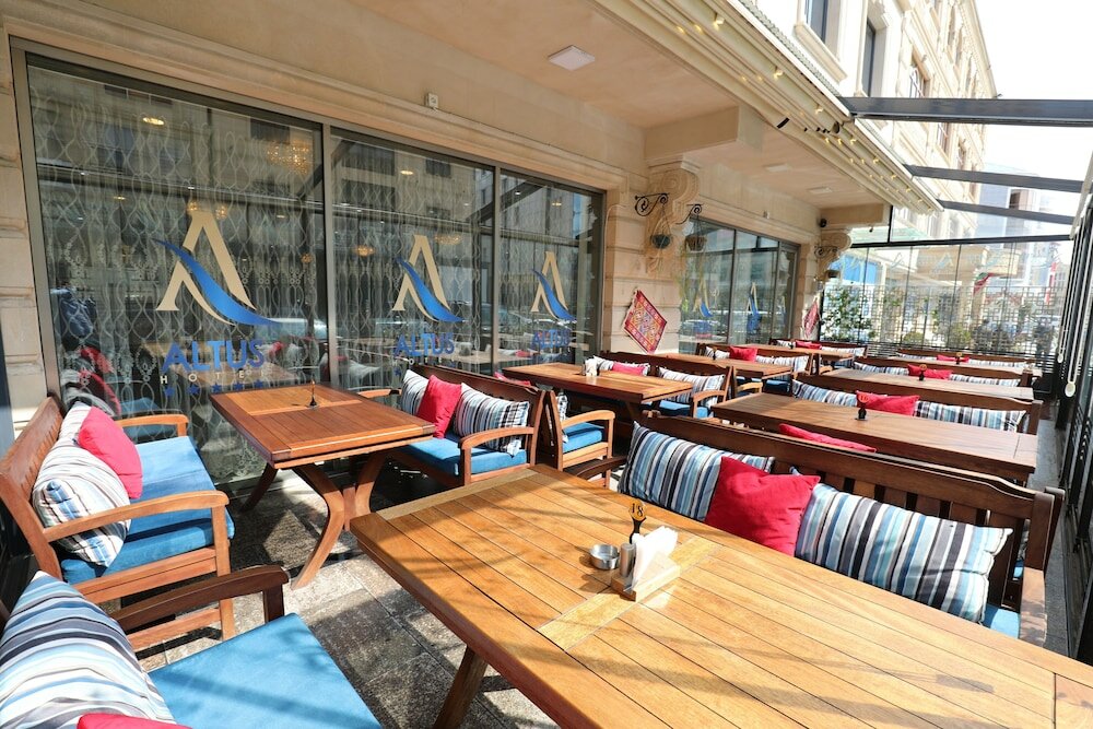 Фото Altus Hotel Baku