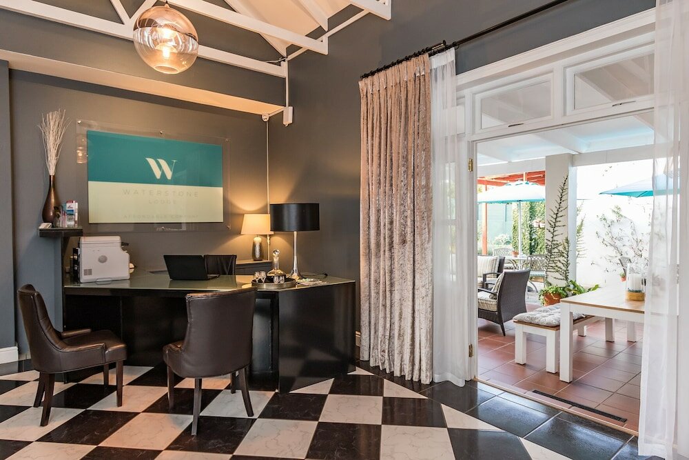 Фото Waterstone Lodge