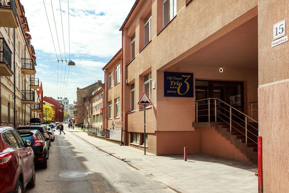 Фото Old Town Trio Hotel