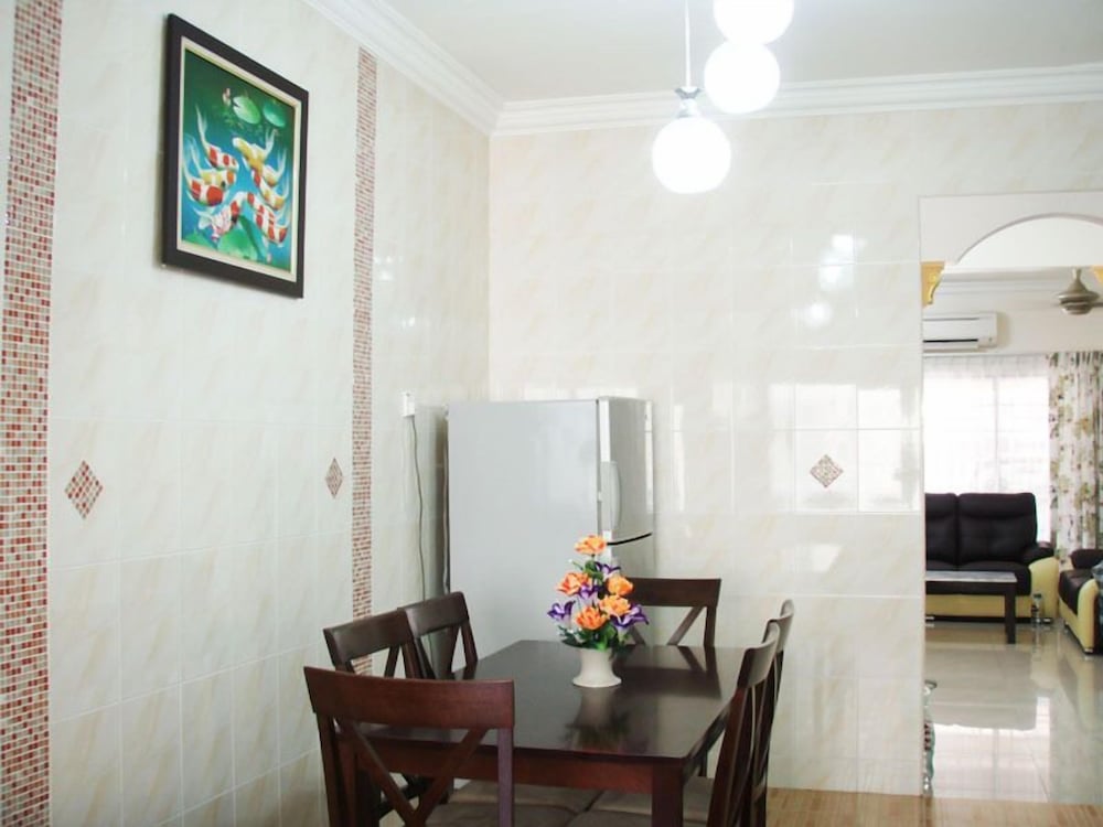 Фото Garden Vacation Suite