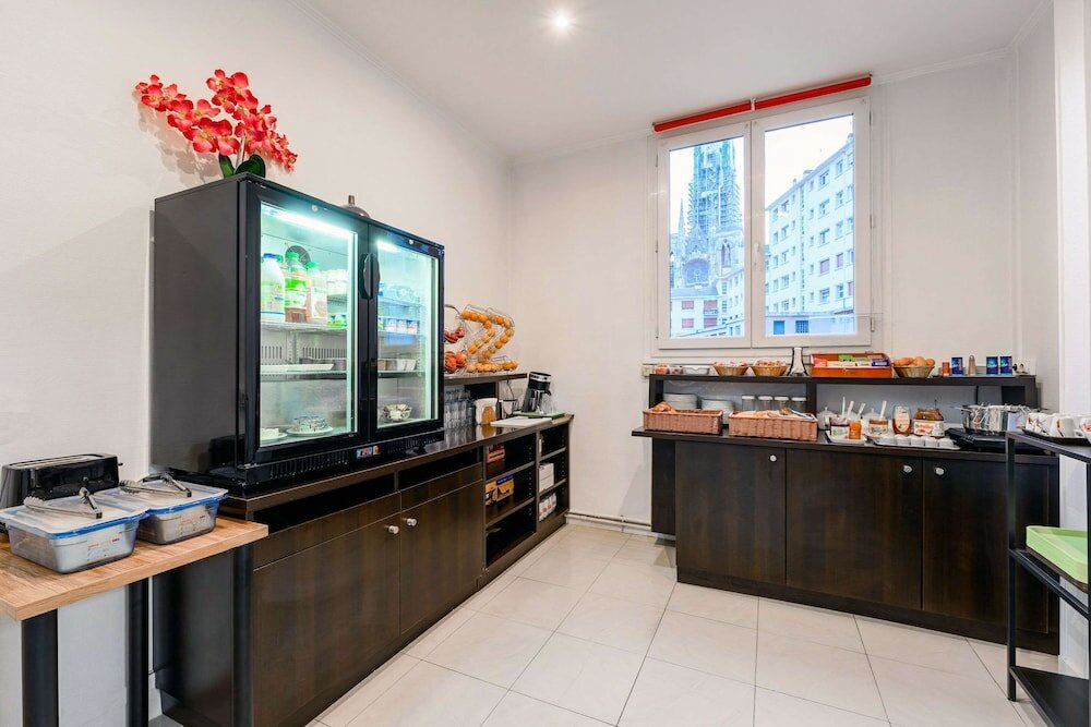 Фото Comfort Hotel Alba Rouen