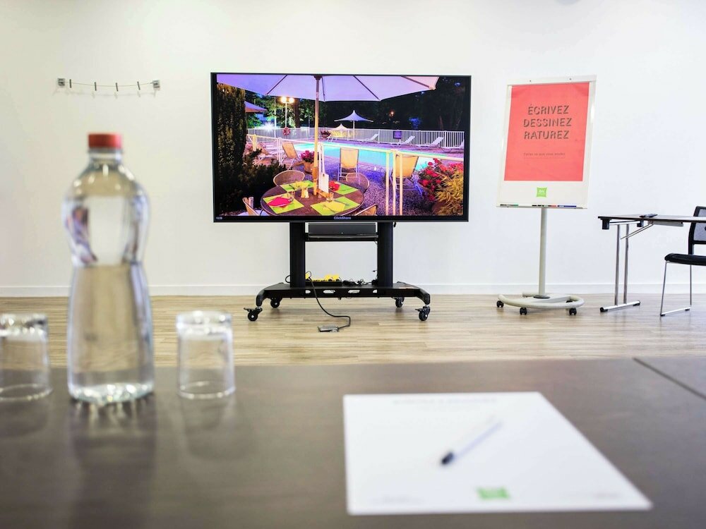 Фото Ibis Styles Besancon