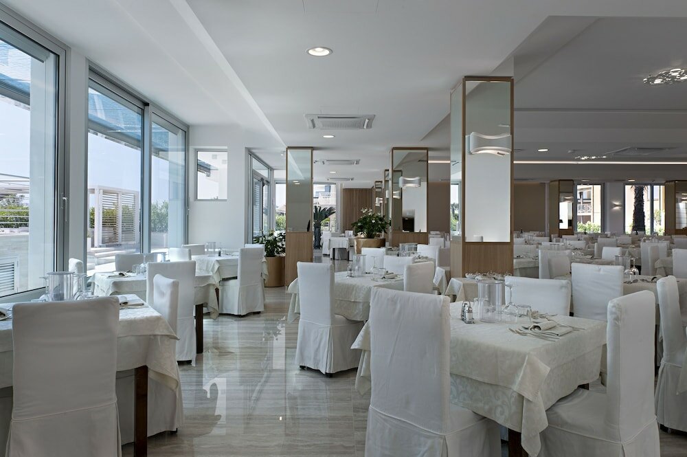 Фото Hotel Le Soleil