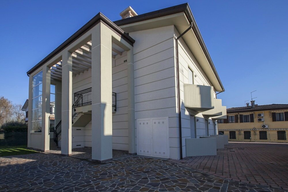 Фото Albergo Antica Corte Marchesini