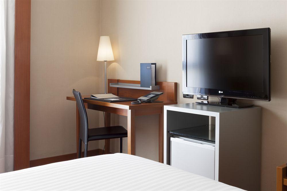 Фото B&b Hotel Zaragoza Los Enlaces Estacion