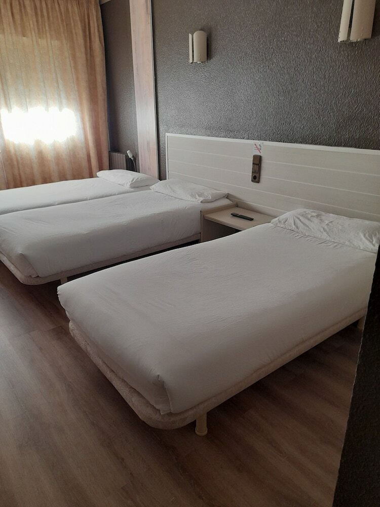 Фото Hotel Font del Marge