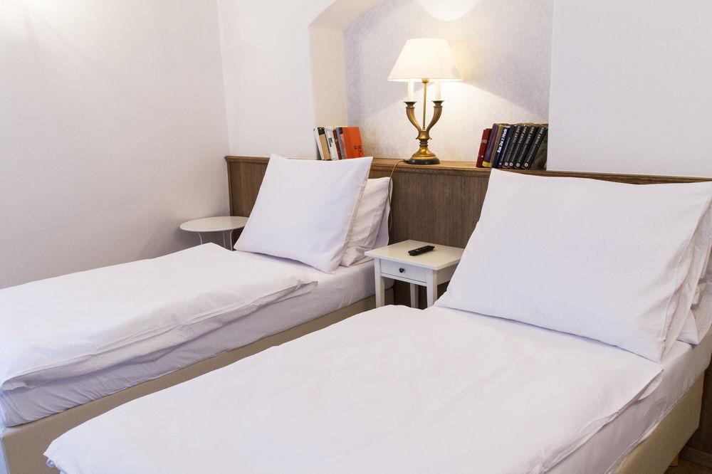 Фото Hotel U Suteru