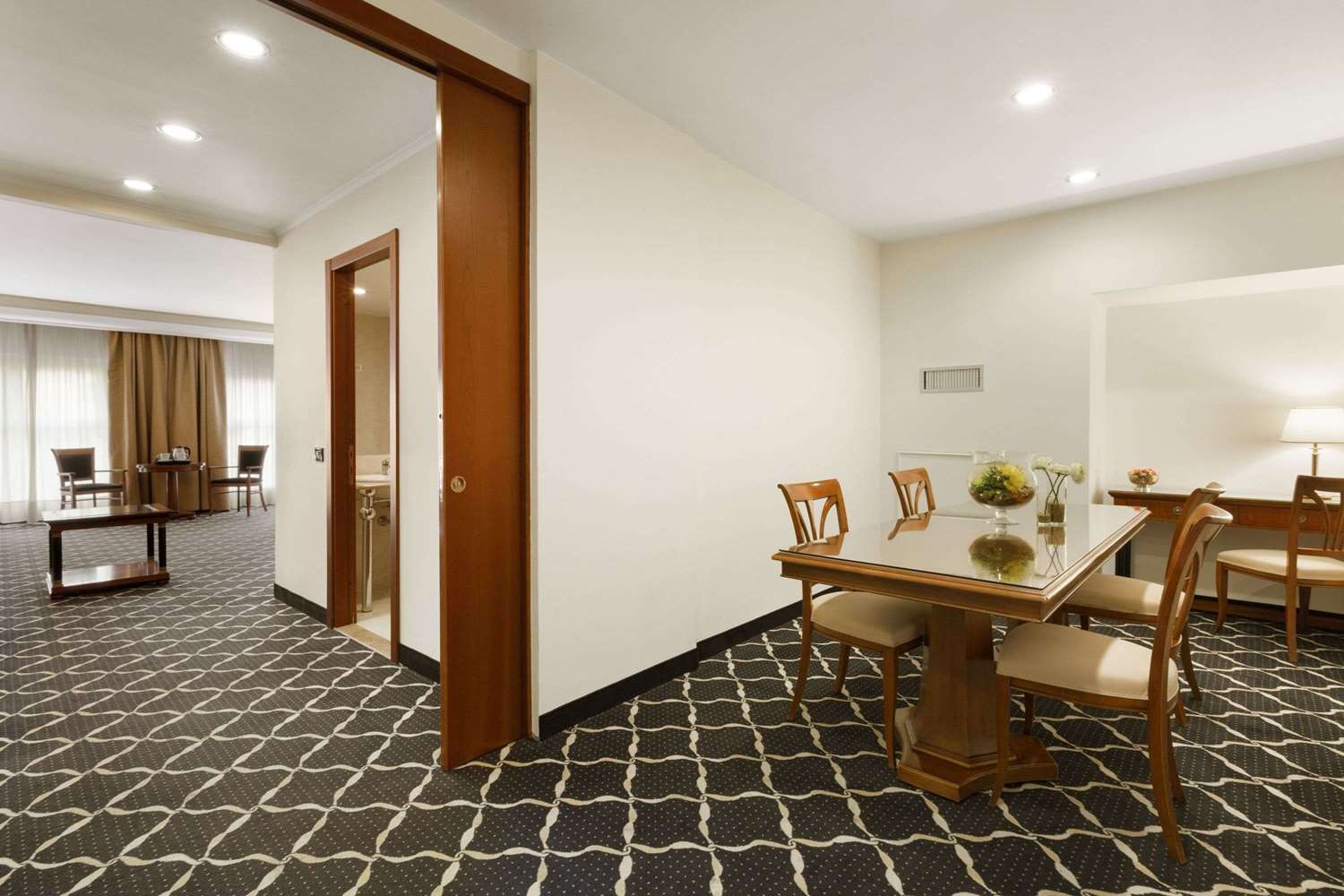 Фото Ramada by Wyndham Naples