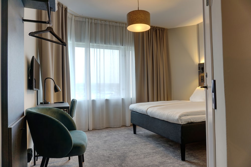 Фото First Hotel Jönköping