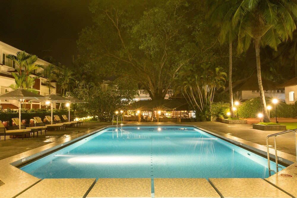 Фото Casino Hotel - Cgh Earth, Cochin