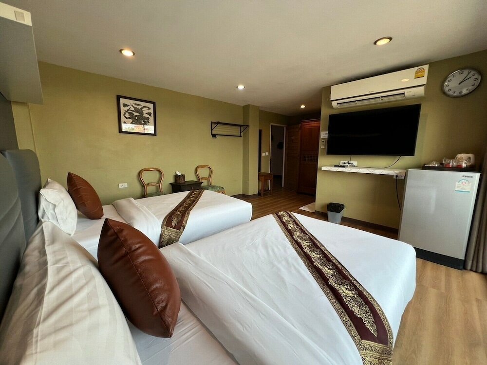 Фото Phaphoom Boutique