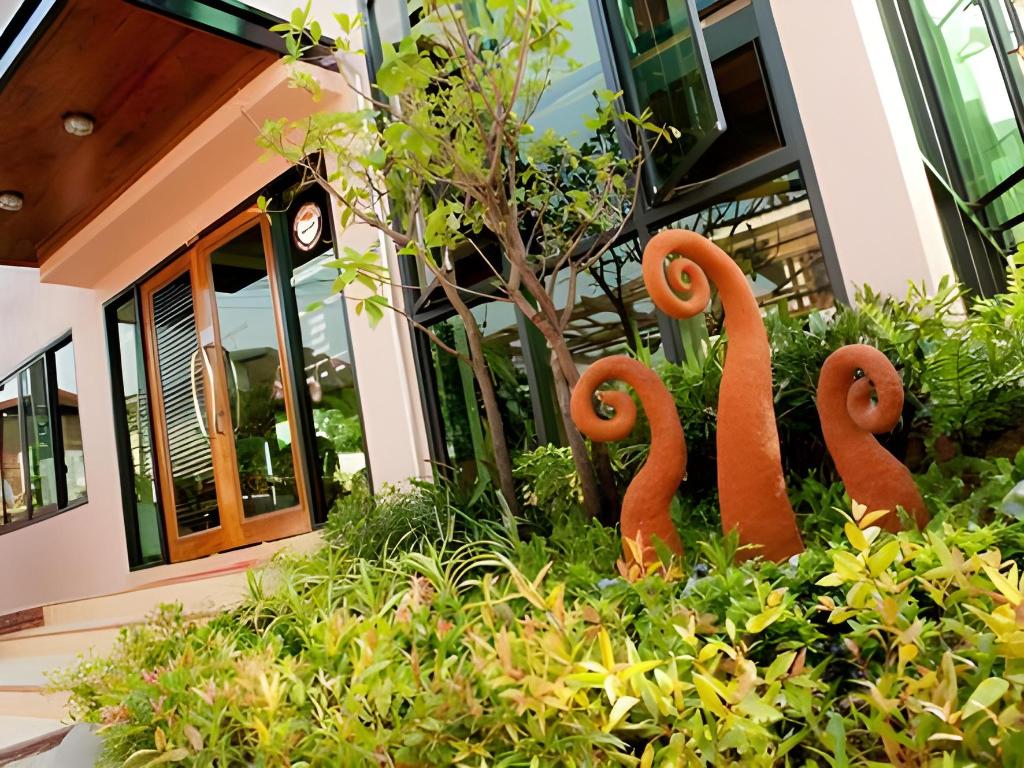 Фото Kwan Phayao Villa