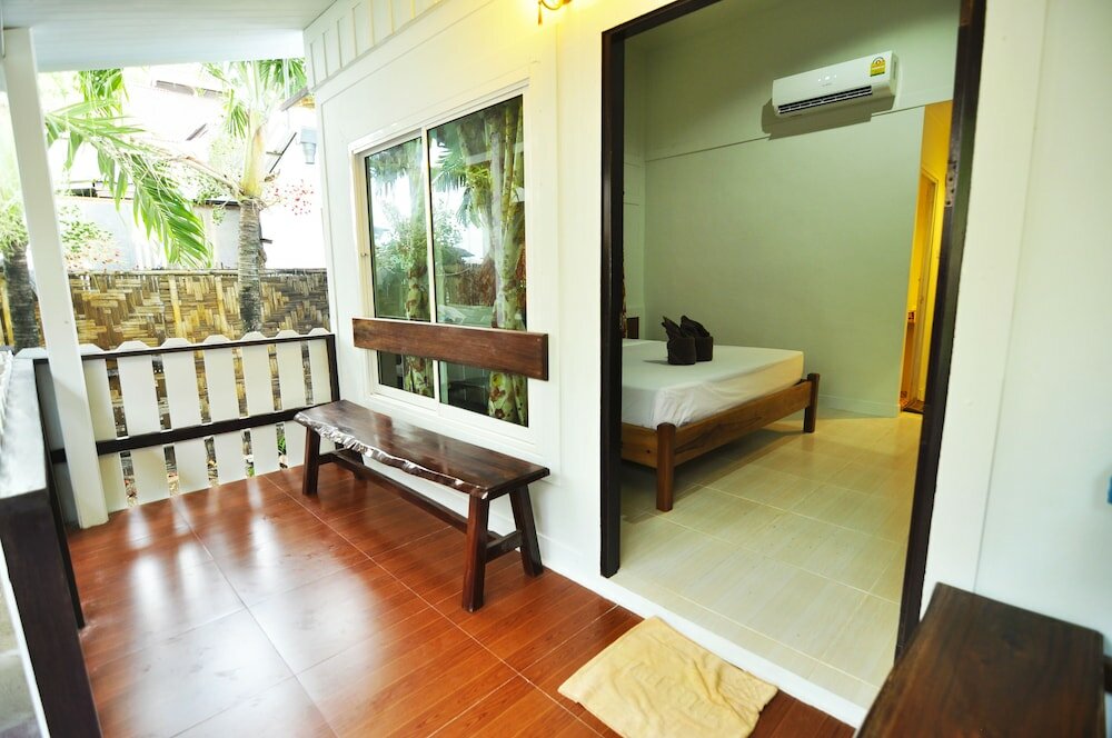 Фото Phi Phi Twin Palms Bungalow