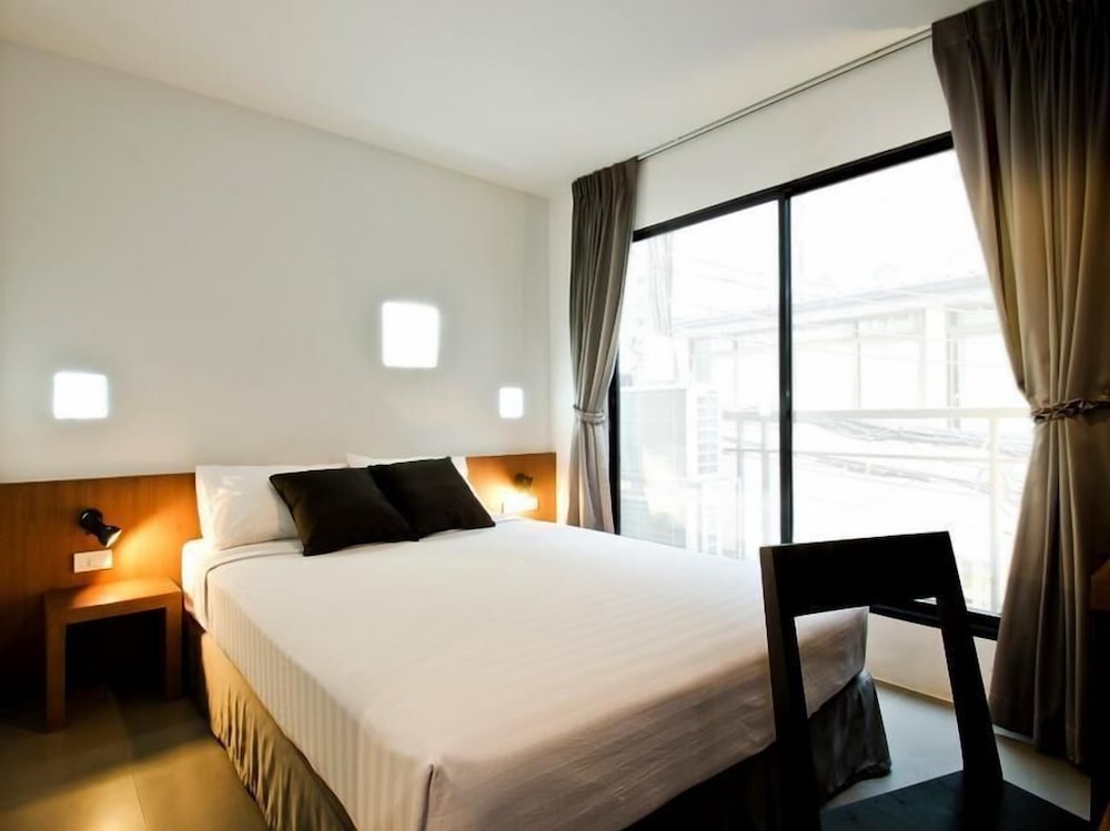 Фото Di Place Hotel