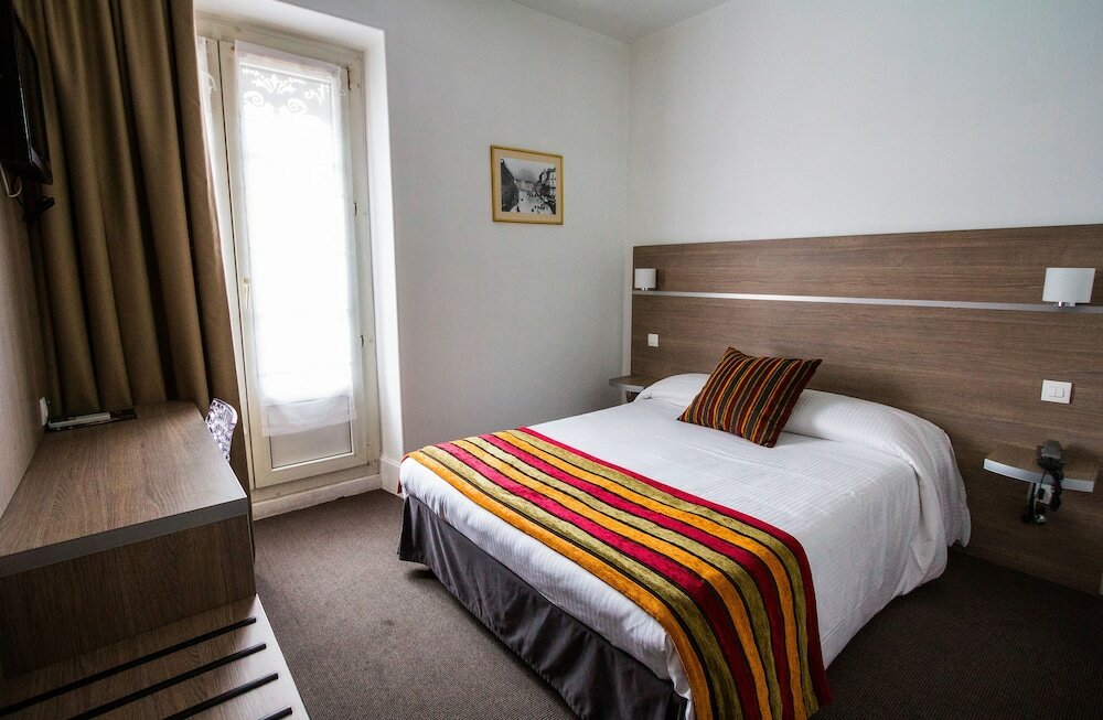 Фото Hôtel de l'Europe Grenoble Hyper Centre