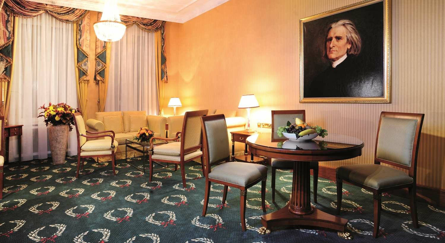 Фото Best Western Premier Grand Hotel Russischer Hof