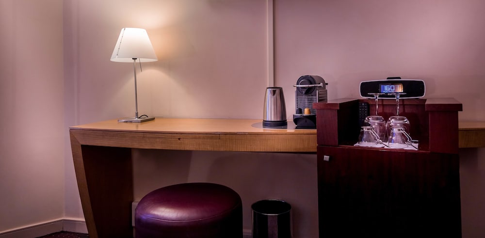 Фото Le Pergolese Paris Champs Elysées