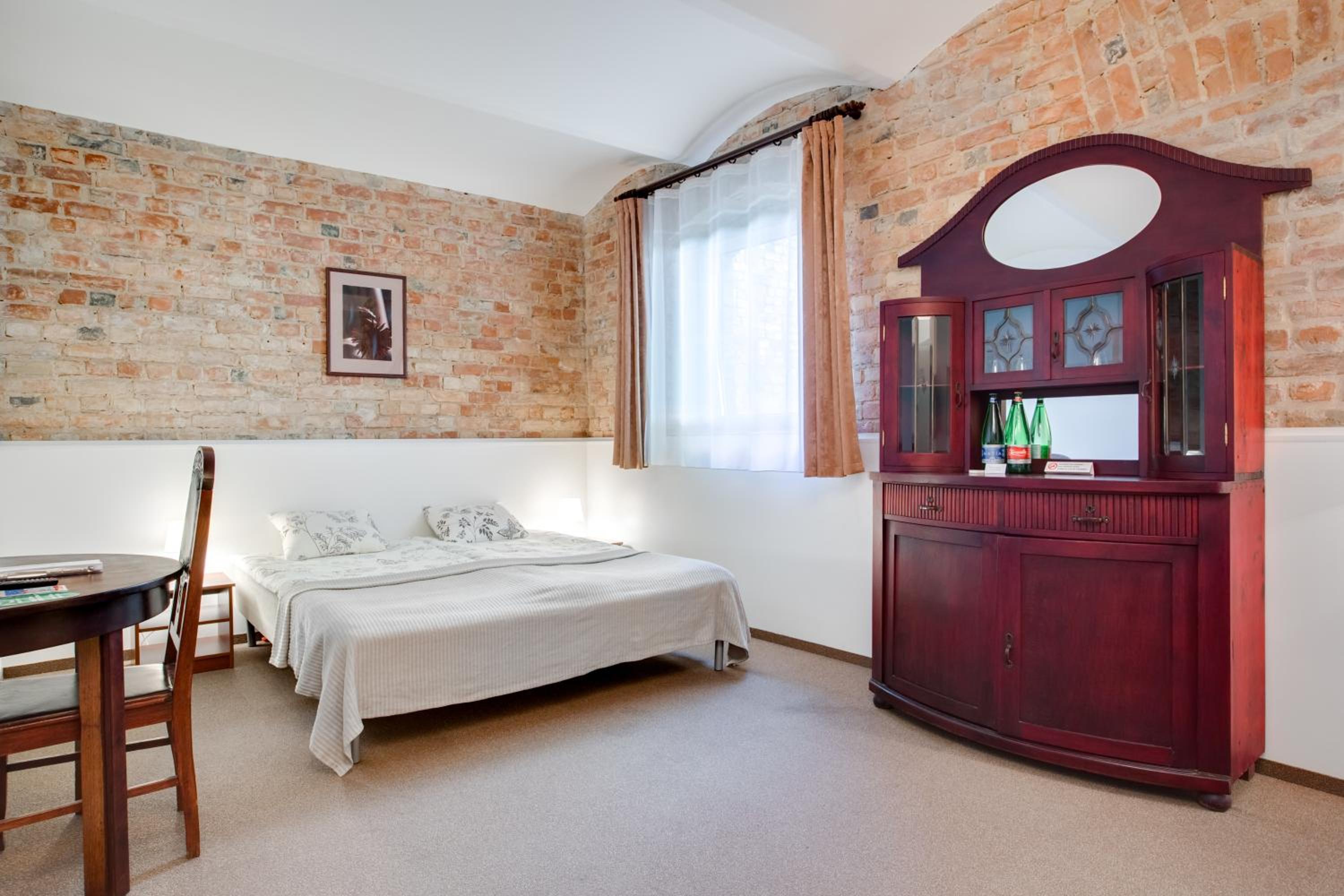 Фото Janne Hotel