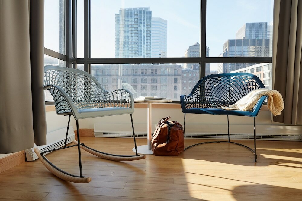 Фото Hotel Le Dauphin Montreal Centre Ville