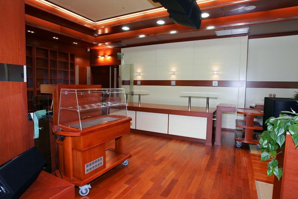 Фото Cezar Hotel