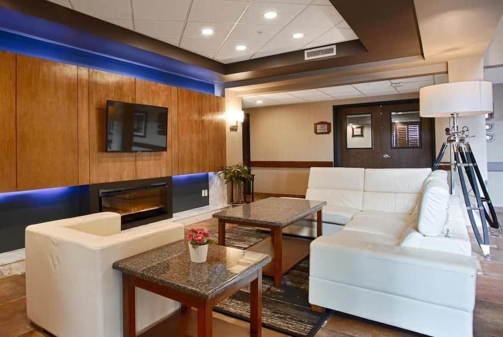 Фото Days Inn by Wyndham Redwater