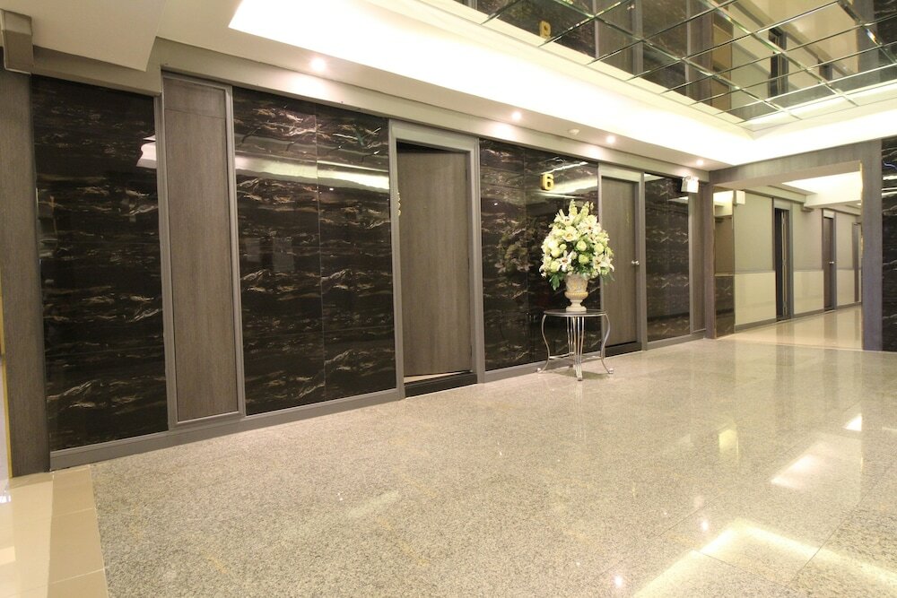 Фото Convenient Park Bangkok