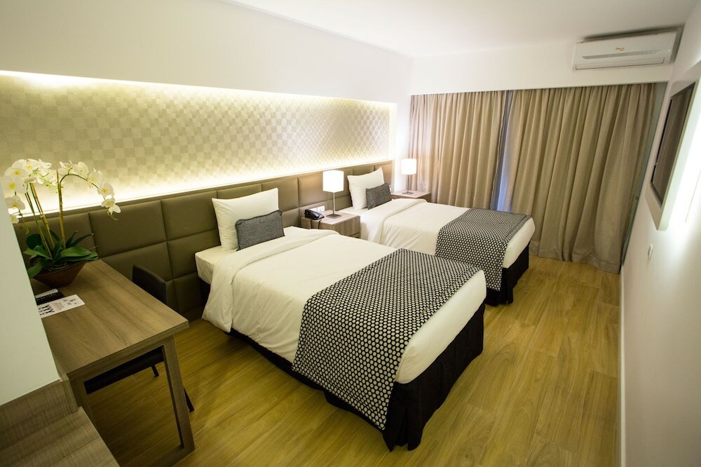 Фото Royal Regency Palace Hotel