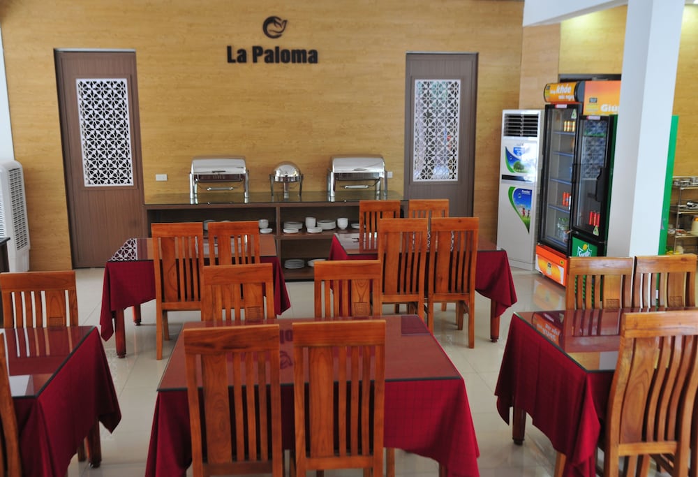 Фото La Paloma Hotel