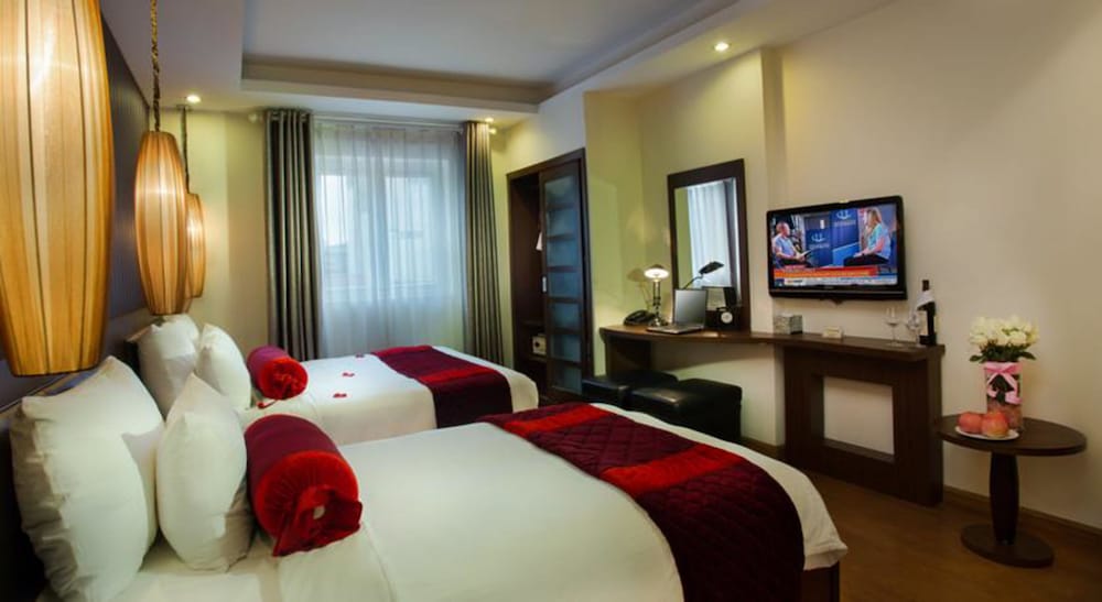 Фото Impressive Boutique Hotel