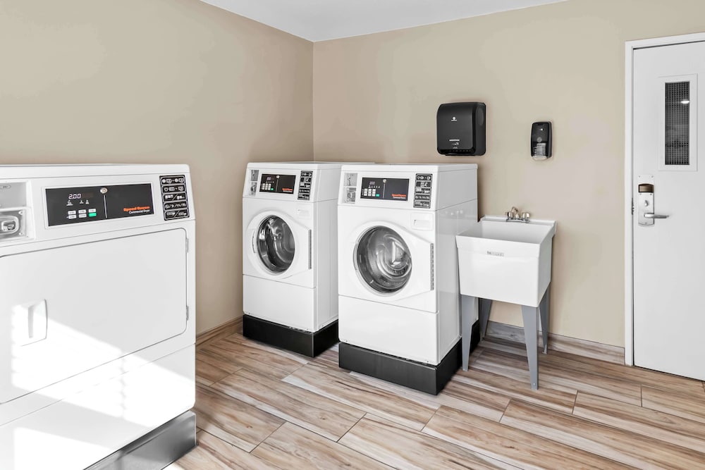 Фото Best Western Worlds of Fun Inn & Suites