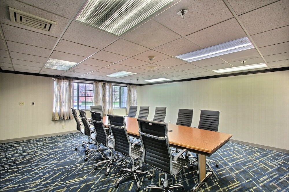 Фото Baymont by Wyndham Madison West/Middleton Wi West