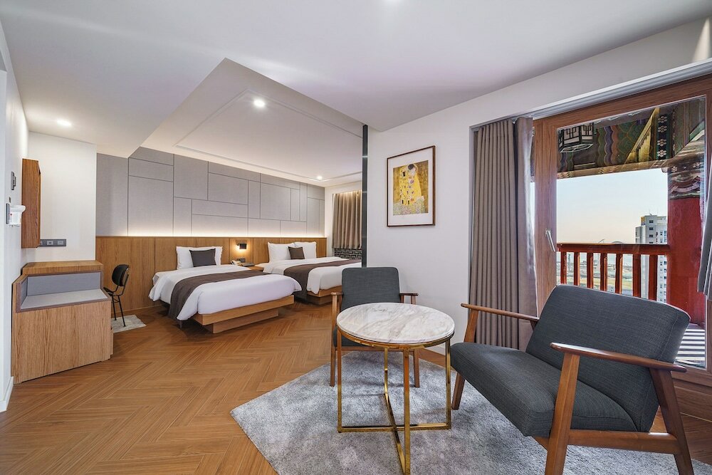 Фото Commodore Hotel Busan