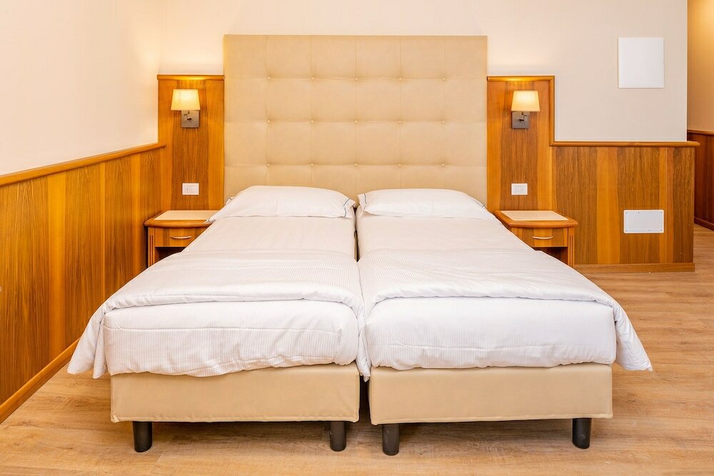 Фото Hotel Centrale