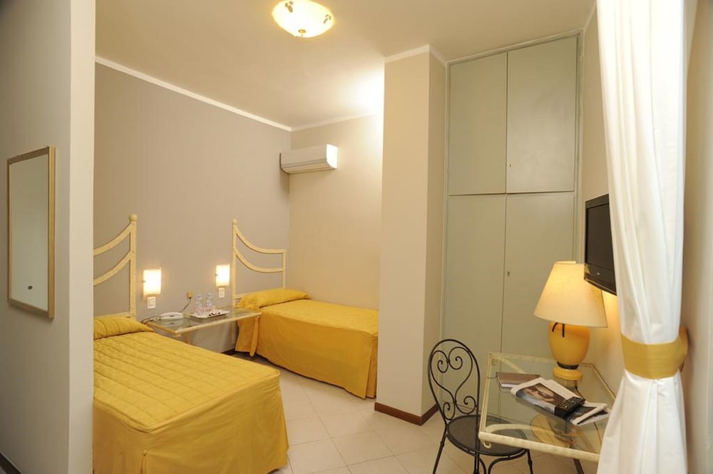 Фото Miga Hotel Europa