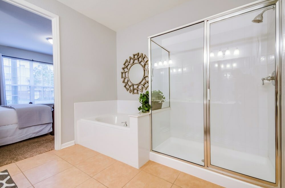 Фото Tropical Breeze